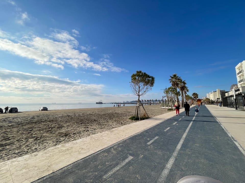 Neighbourhood, Natural landscape, Beach