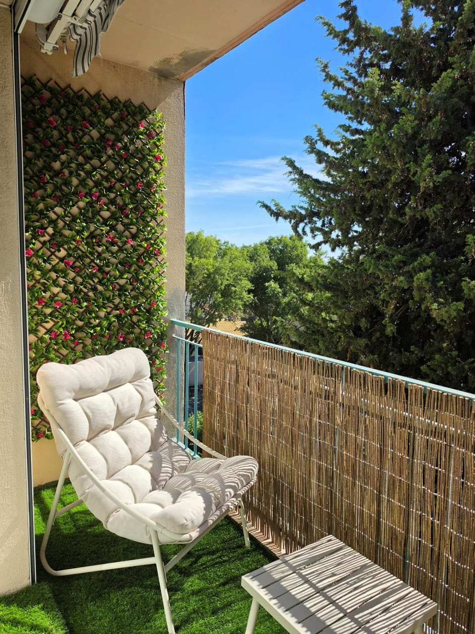 Balcony/Terrace, Balcony/Terrace