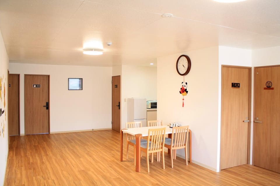 Communal lounge/ TV room, Decorative detail, On site