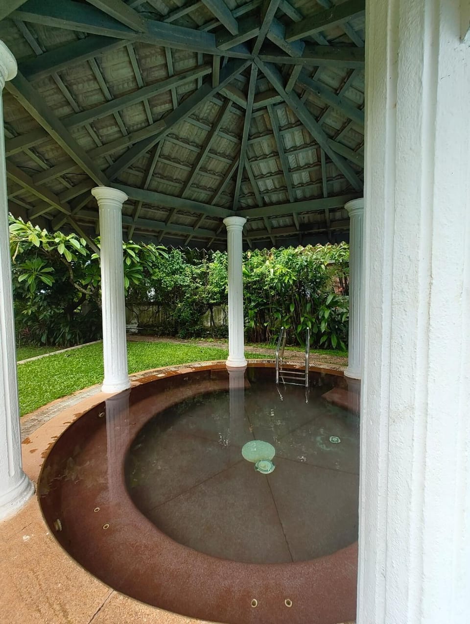 Golden Sands Peaceful Lovers Beach Escape Apartment in Goa, India