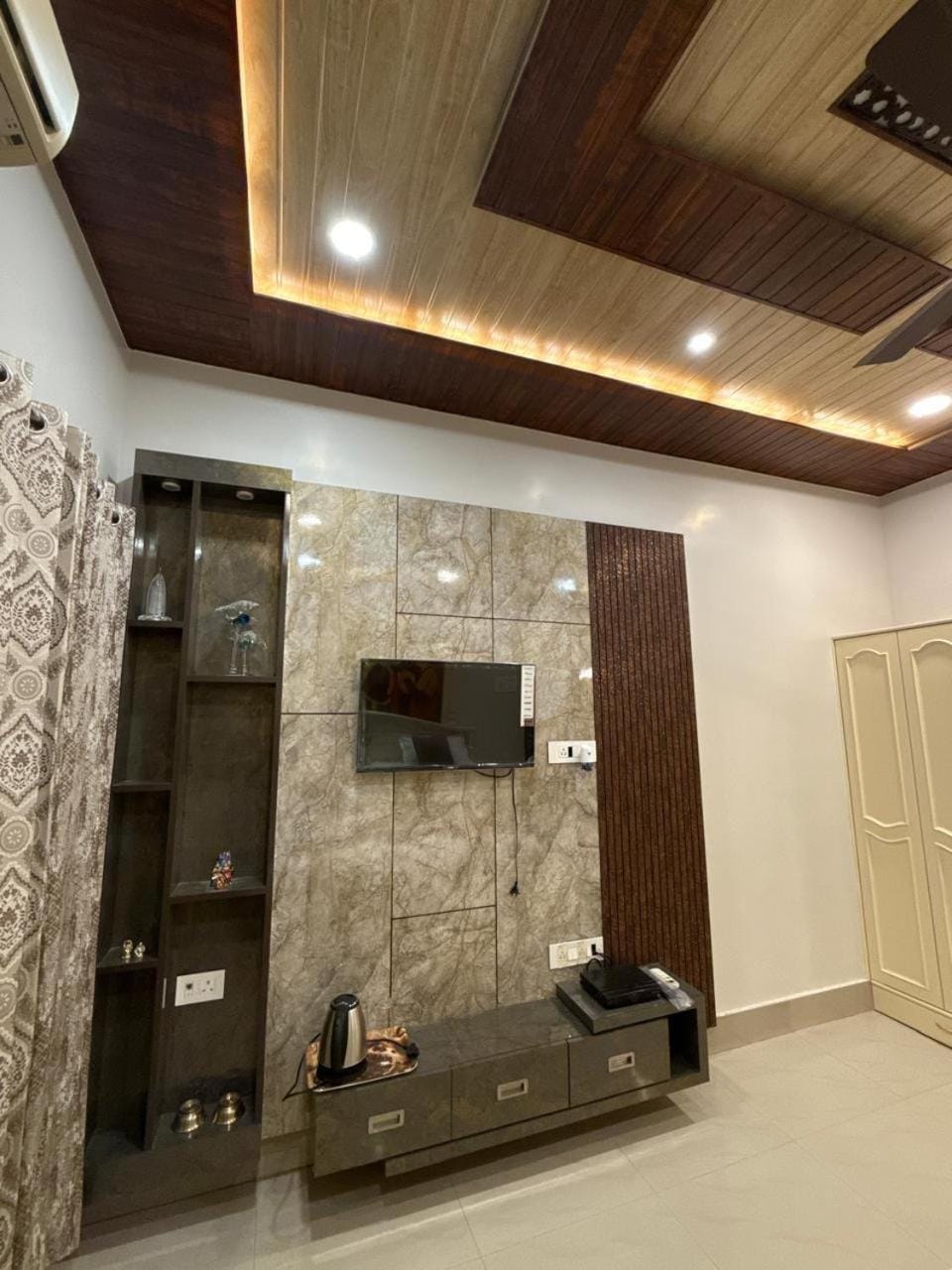 Pearl of Varanasi Hotel in Varanasi
