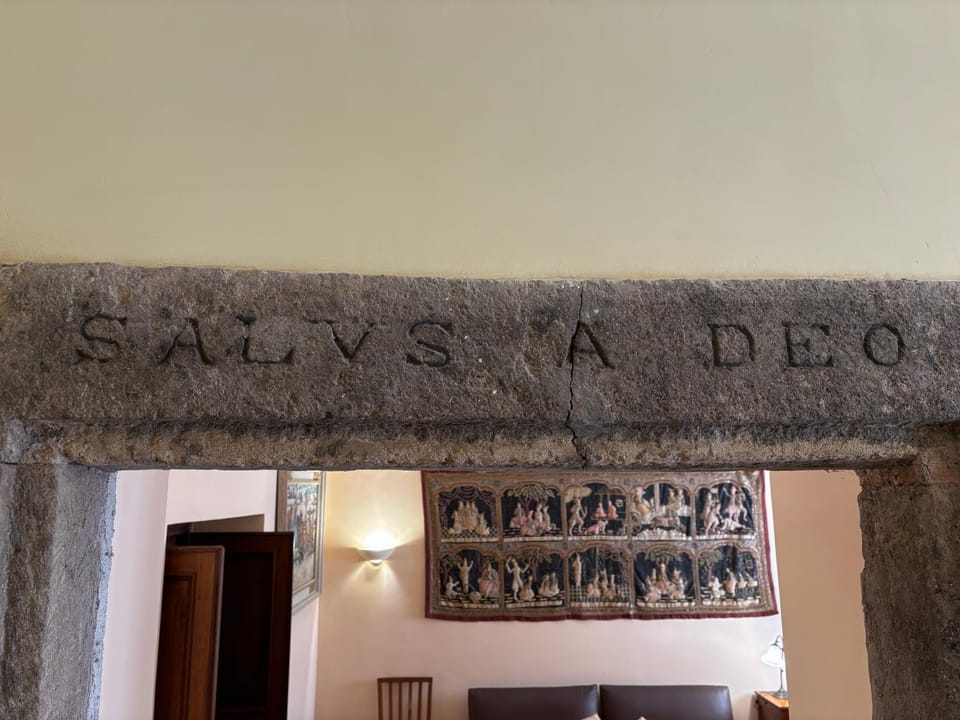 Castello Vinci Historic Room with Private Bathroom Bed and Breakfast in Vetralla