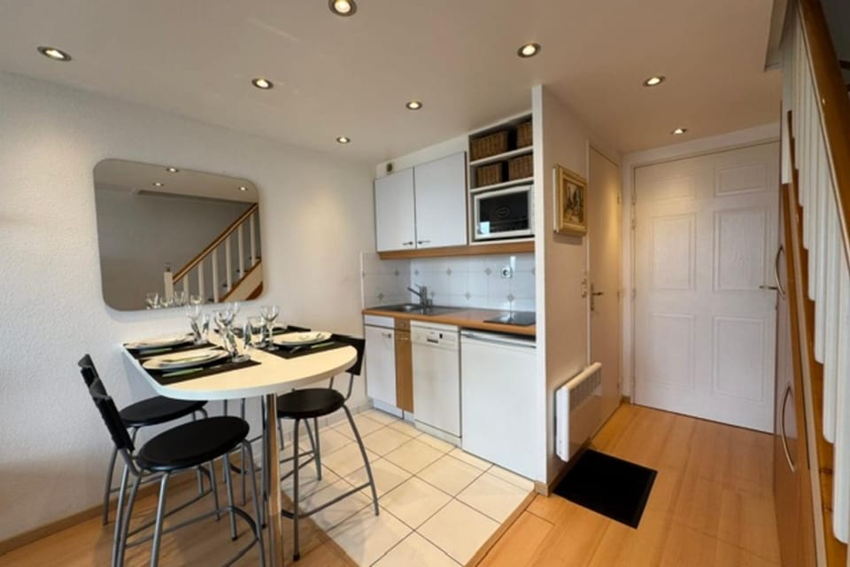 Apartment with sea view terrace and swimming pool Apartment in Cabourg