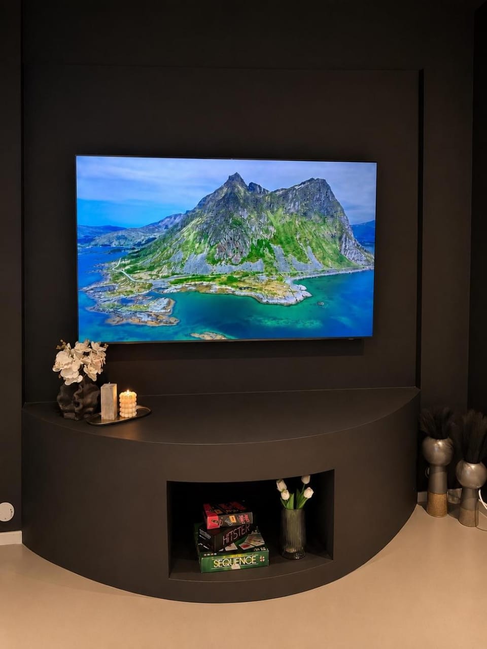 Scenic Lofoten Fjord View Apartment Aurora & Midnight Sun Apartment in Lofoten