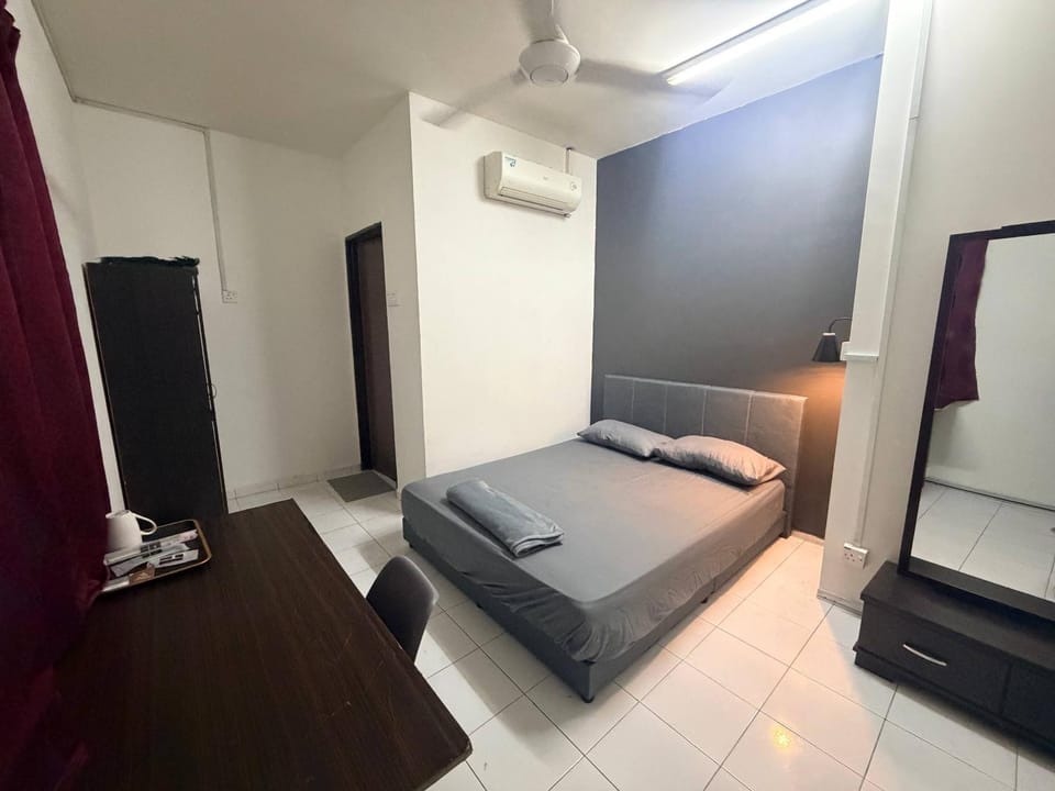EZYHome Room Stay BukitBeruang Melaka Bed and Breakfast in Malacca