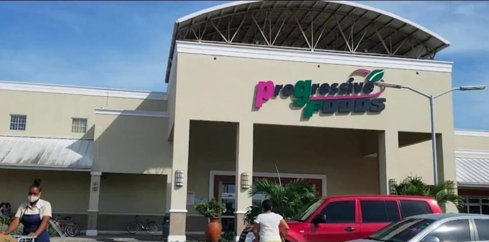 Supermarket/grocery shop