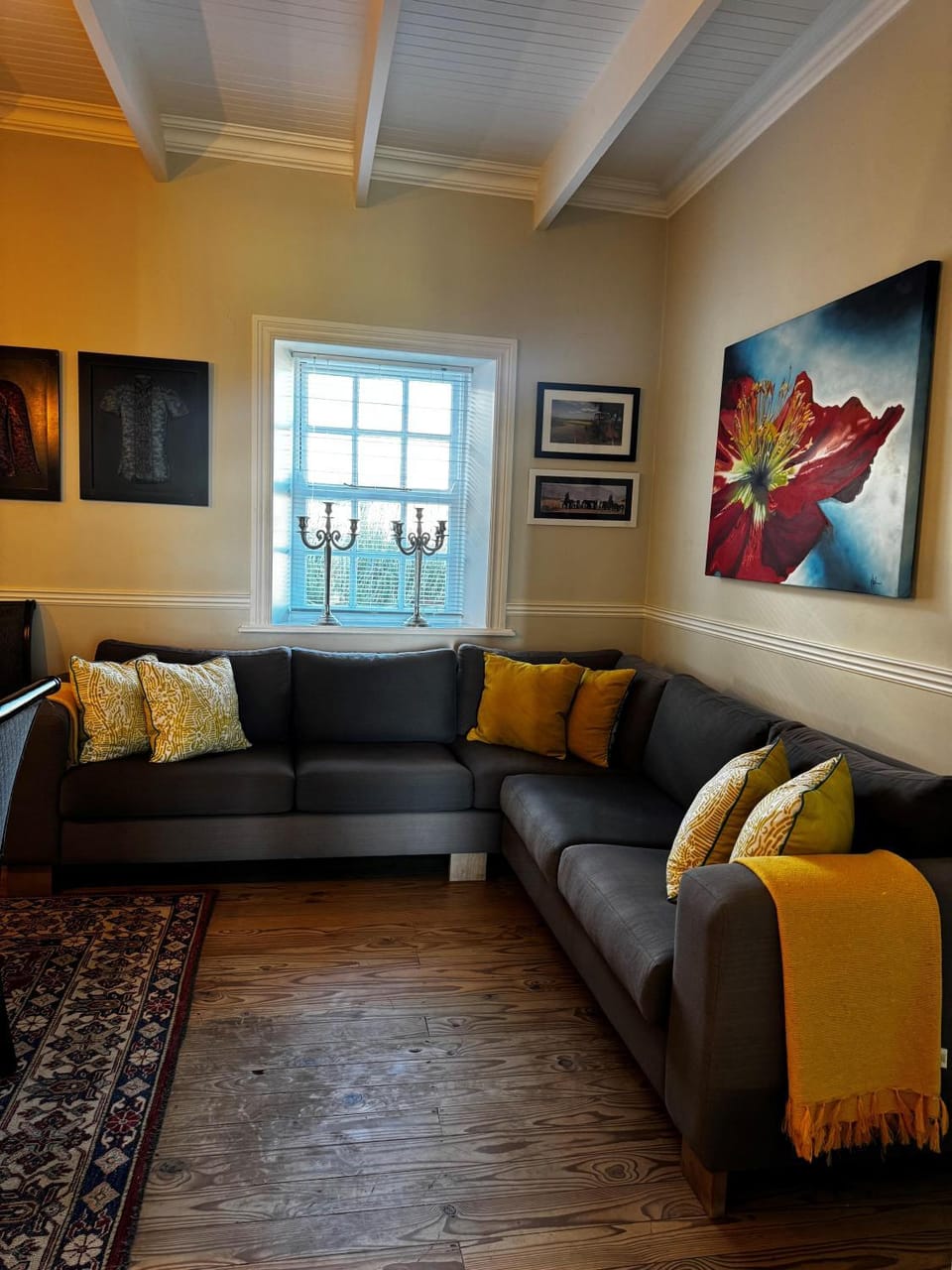 TV and multimedia, Seating area, Evening entertainment