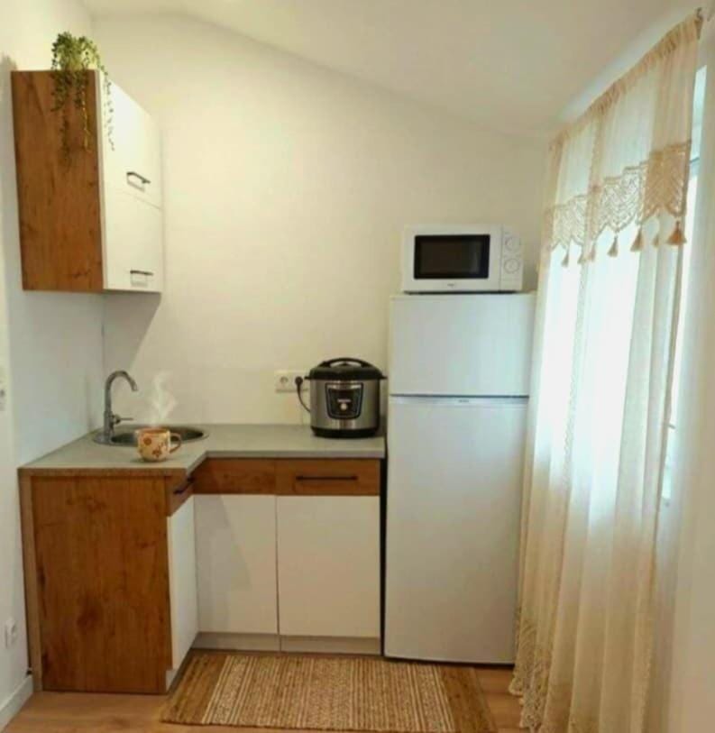 An apartment in the very center of the city for 8 guests Nearby are a tram stop and train station Apartment in Nice