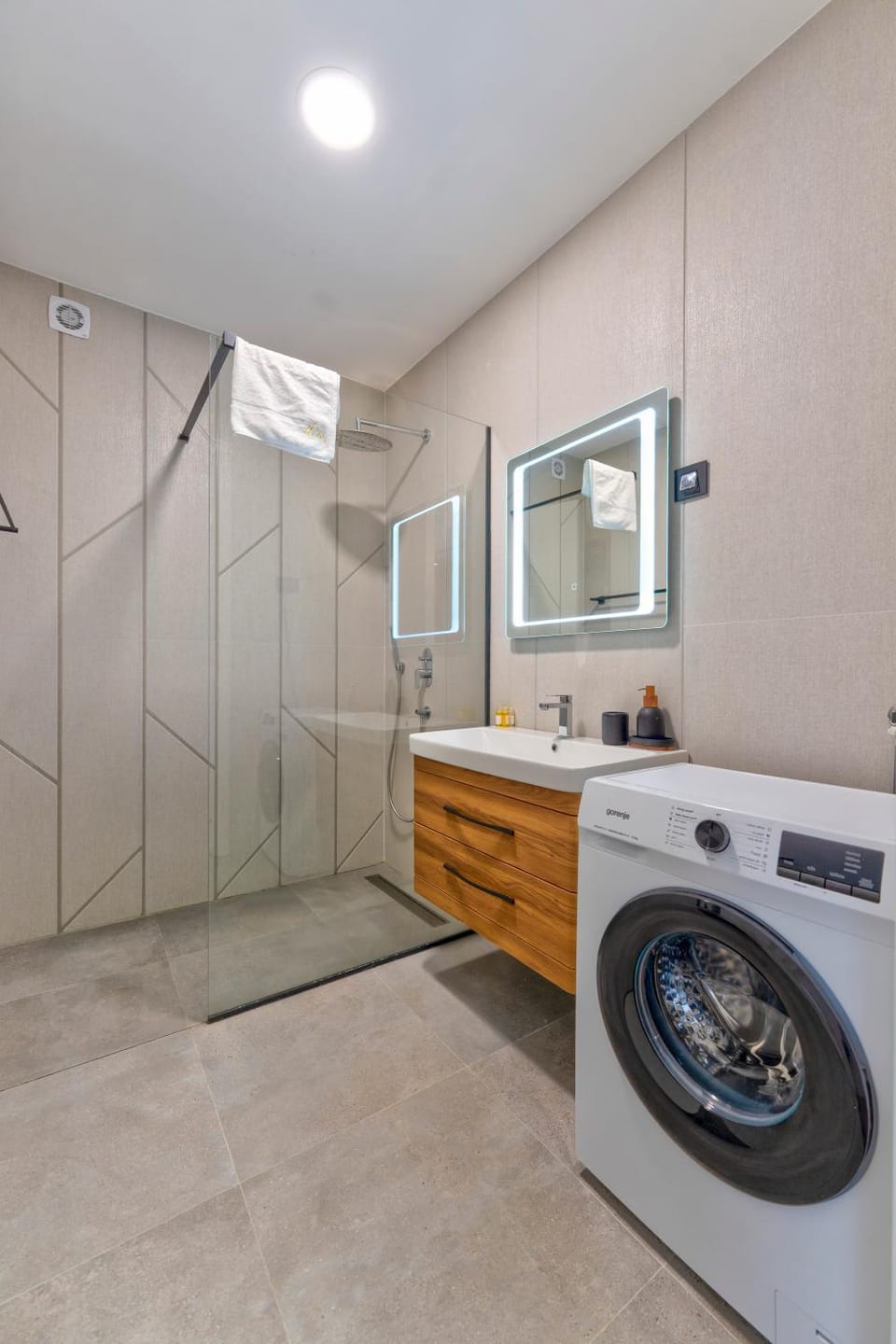Shower, Bathroom, washing machine