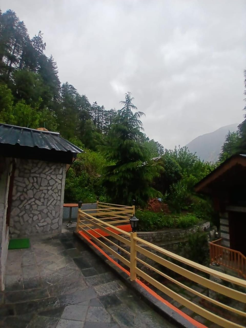 Annantam Vacation rental in Manali