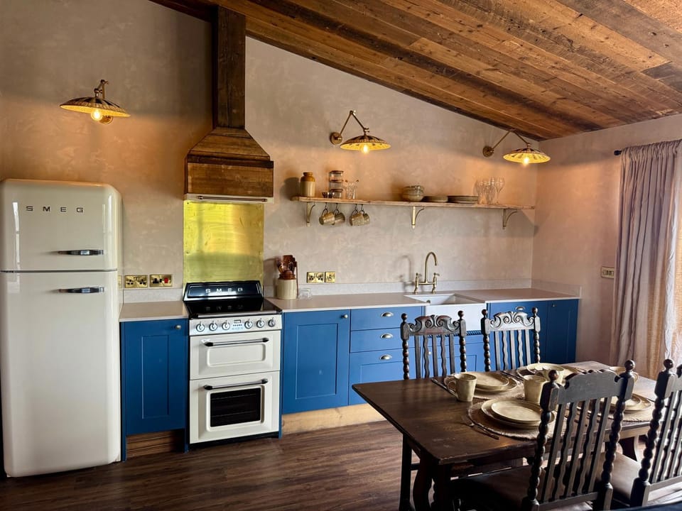 Bluebell - The Nook Lodges House in England