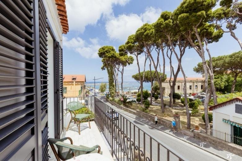 Casamicciola Rooms Bed and Breakfast in Casamicciola Terme