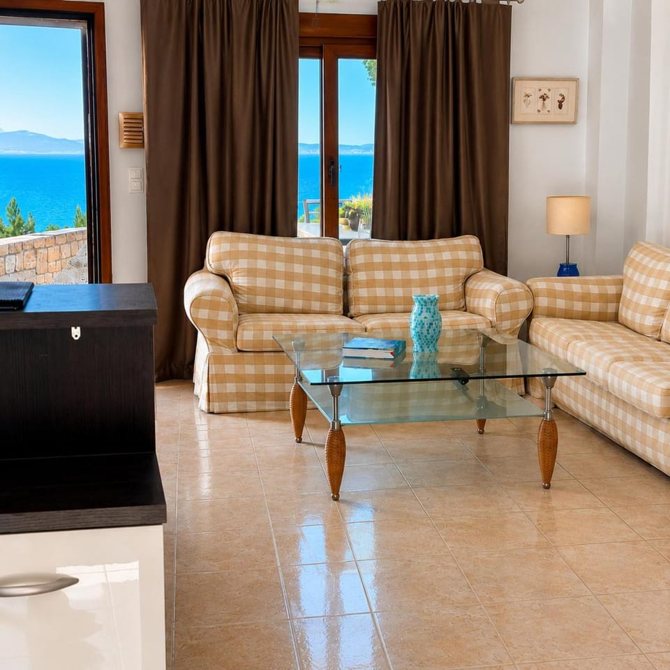 Sea view villa Afitos 150 m from the sea Villa in Halkidiki