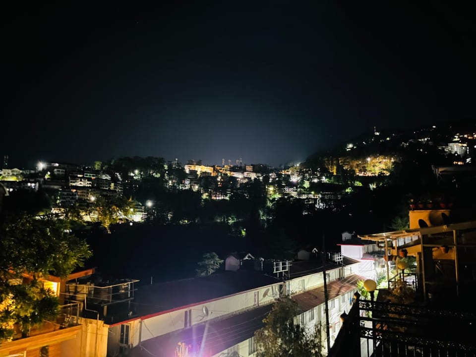 The PREYATHI MANOR Apartment in Shimla