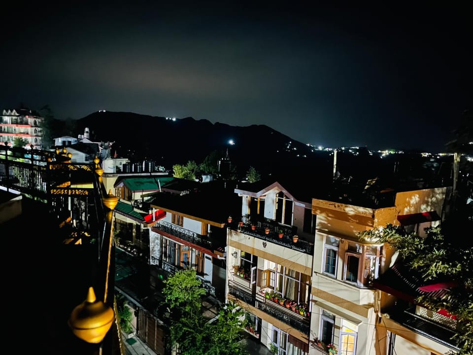 The PREYATHI MANOR Apartment in Shimla