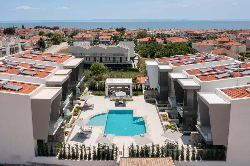 Olivion Pool Living Apartment in Nikiti