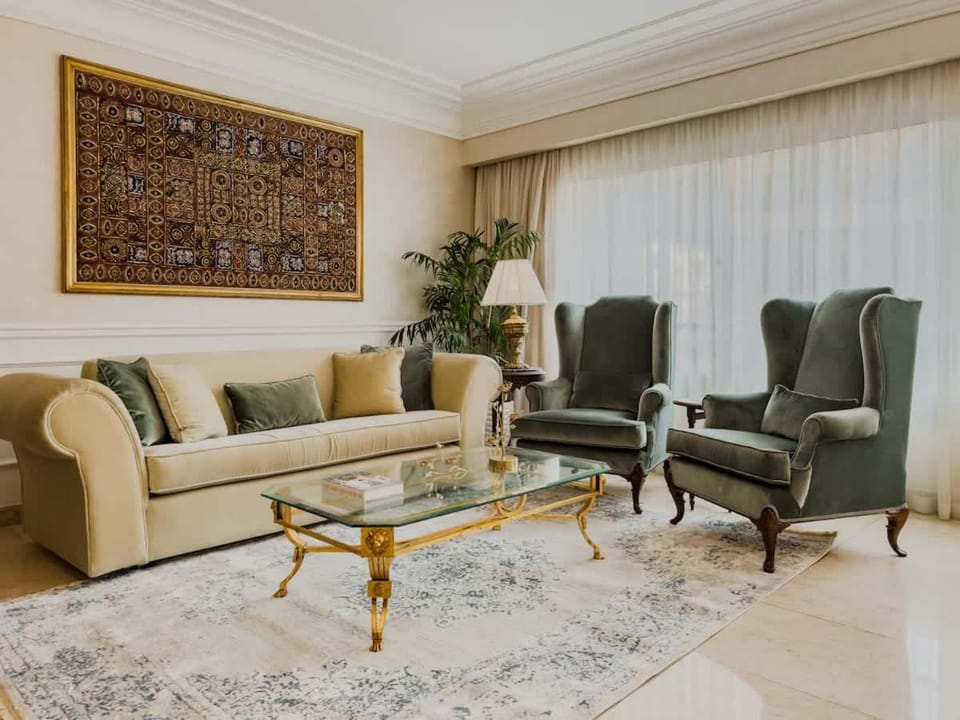 Classy 4BDR Flat by Homely in Gezirat ElArab Apartment in Egypt