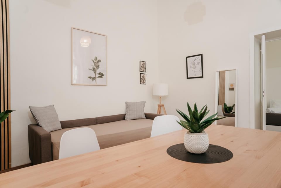 Napoli Verace House - Ecce Old Town Apartment in Naples