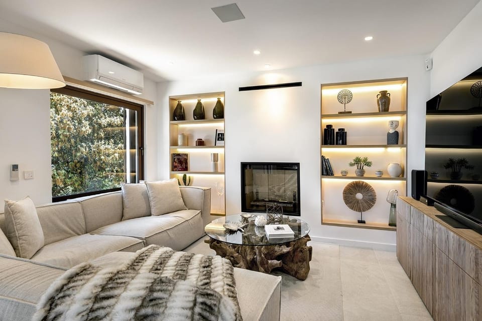 Property building, Living room