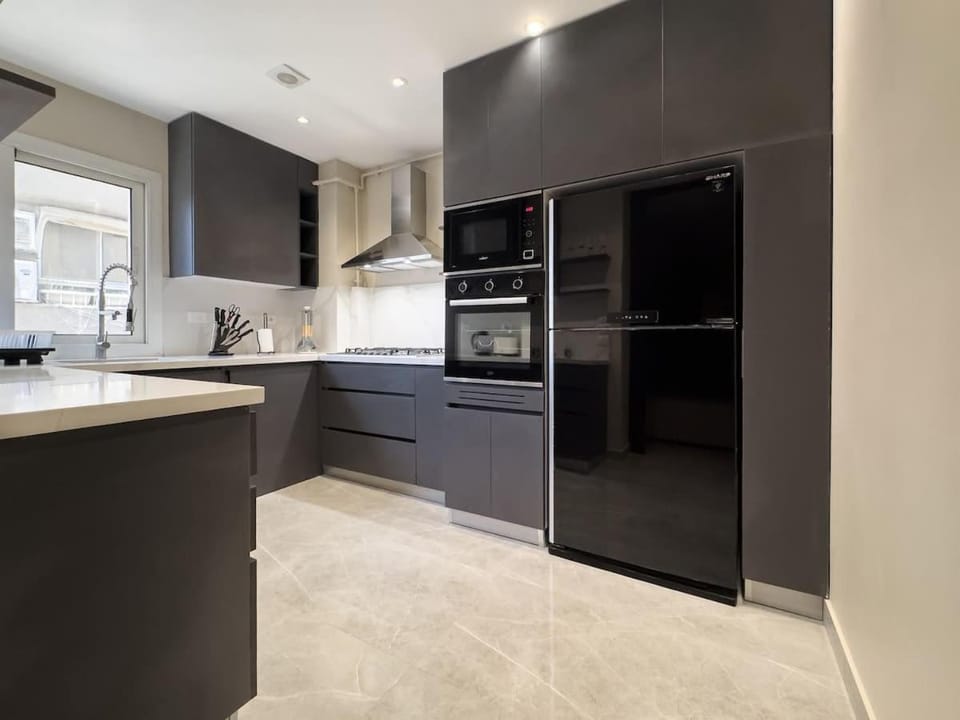 Executive 4BDR Flat by Homely in Gezirat ElArab Apartment in Egypt