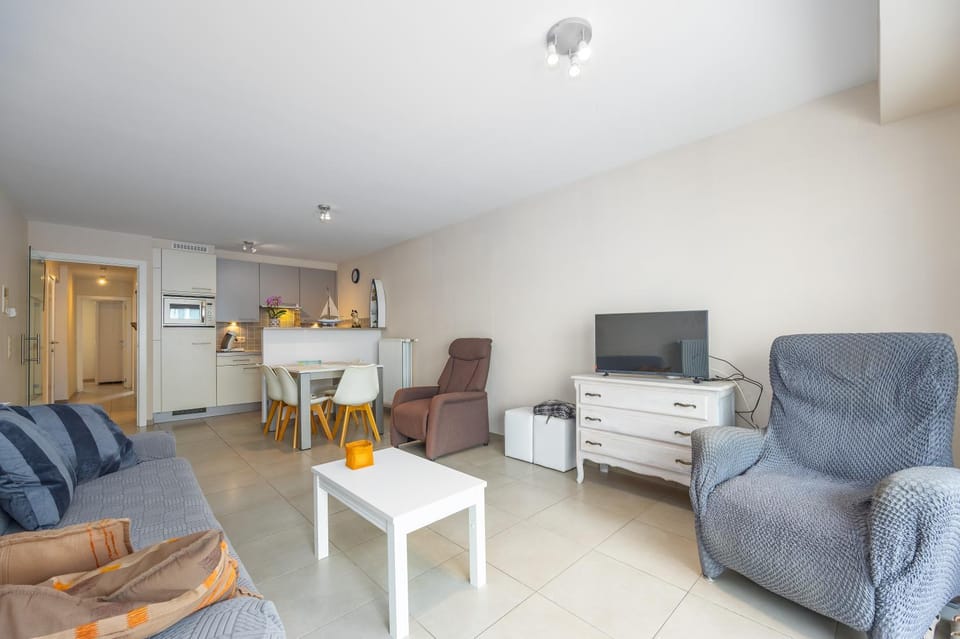 LECOMTE - Coastal Sunshine 052 Apartment in Ostend
