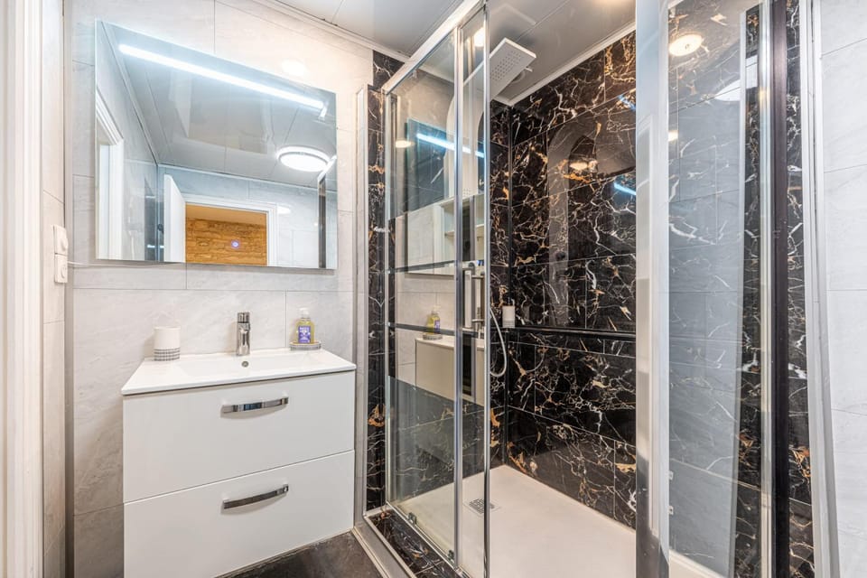 L'Hortensia - Downtown - Wi-Fi Apartment in Caen