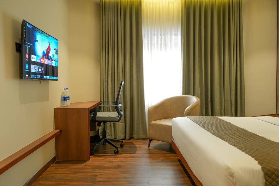 Bed, TV and multimedia