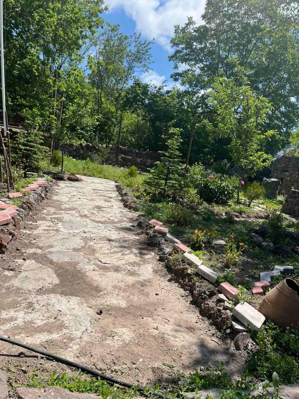 Alik B&B Goris Bed and Breakfast in Armenia