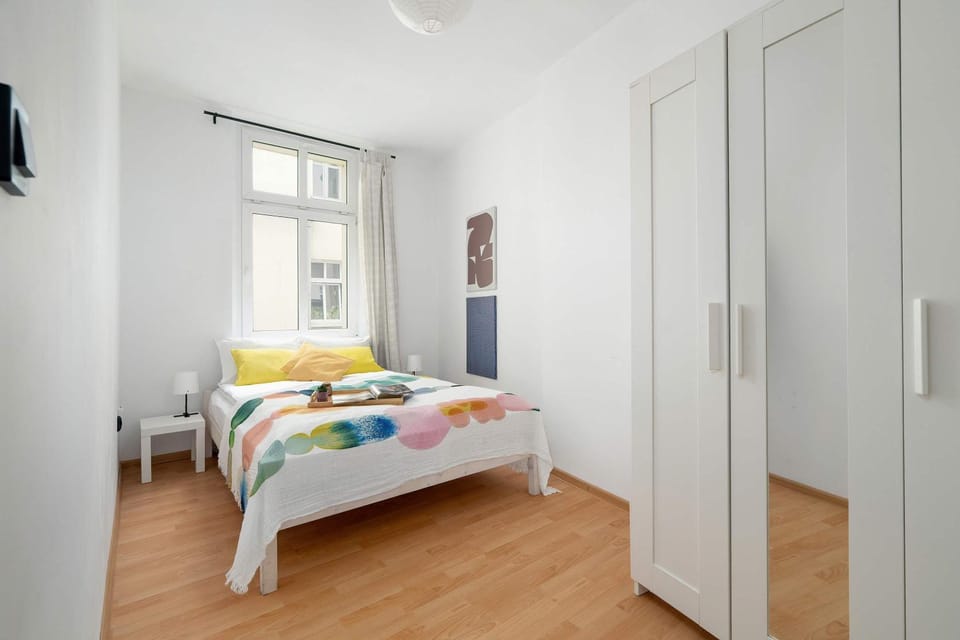 Bed, Photo of the whole room, Bedroom, wardrobe