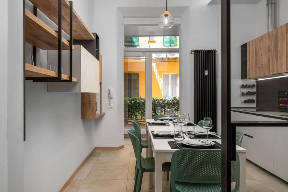 Maison di Lusso con 3 Camere e Terrazzo Privato a 5 min da Piazza Maggiore Apartment in Bologna