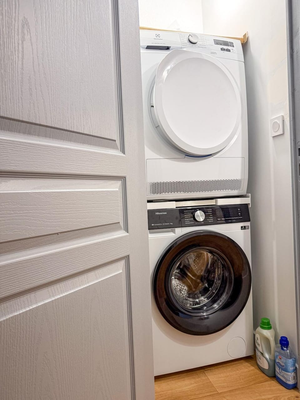 laundry, washing machine, dryer