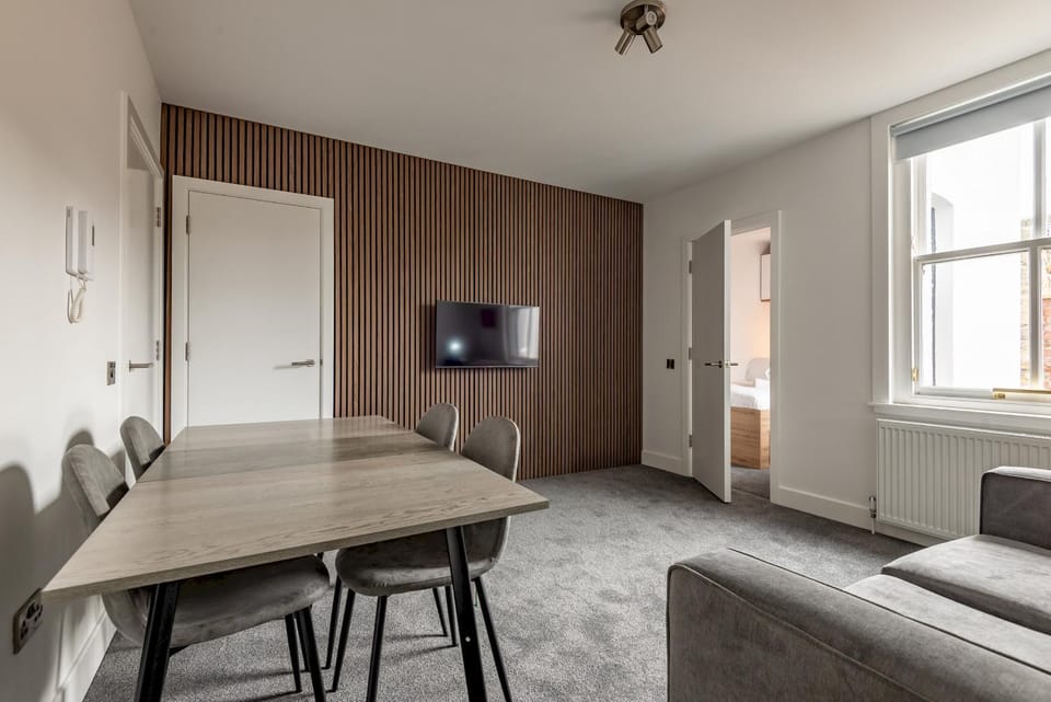 Communal lounge/ TV room, Living room
