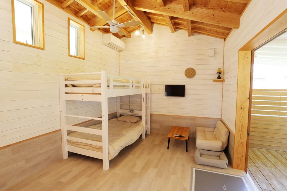 ヌックベル Bed and Breakfast in Japan