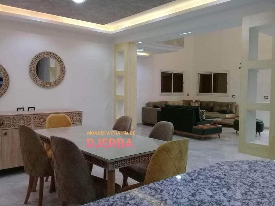 Villa Layane 4 bedroom private swimming pool Villa in Tunisia