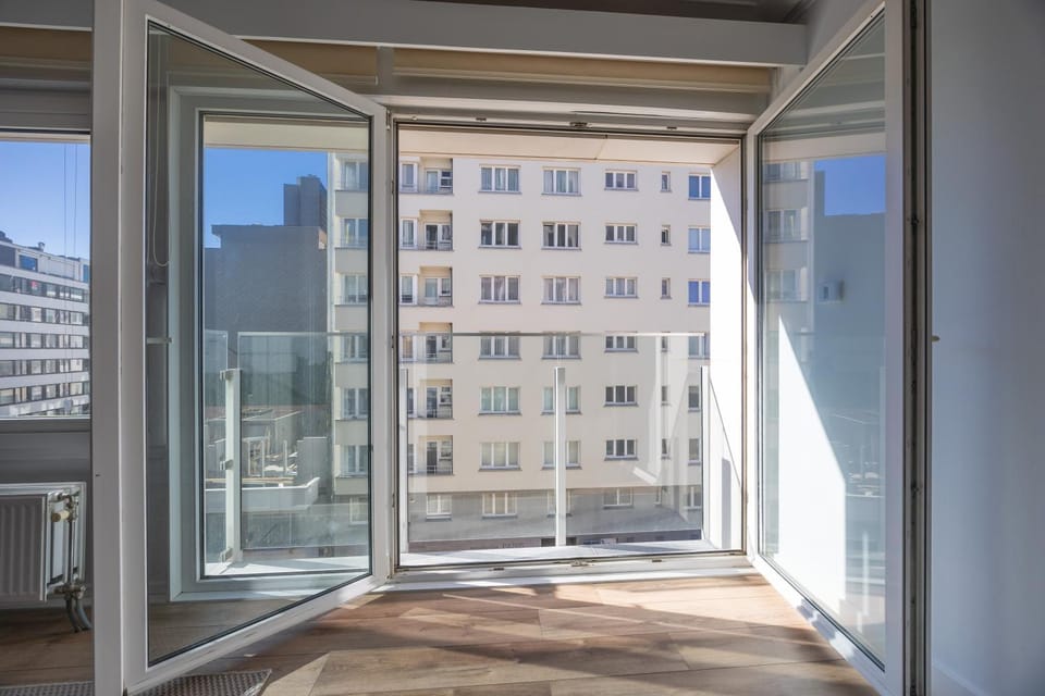 LECOMTE - The Shoreline Osborn 151 Apartment in Ostend