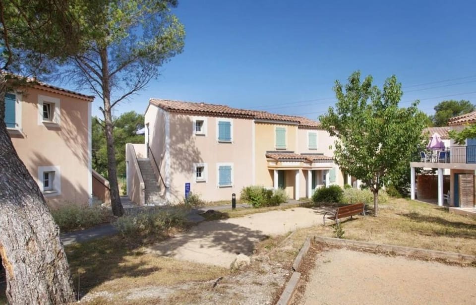 Appartement 3 étoiles - ccbgfbf Apartment in Cabriès