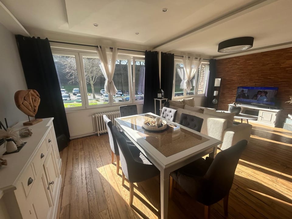 Appartement familial face basilique vieille ville Boulogne sur mer Apartment in Hauts-de-France