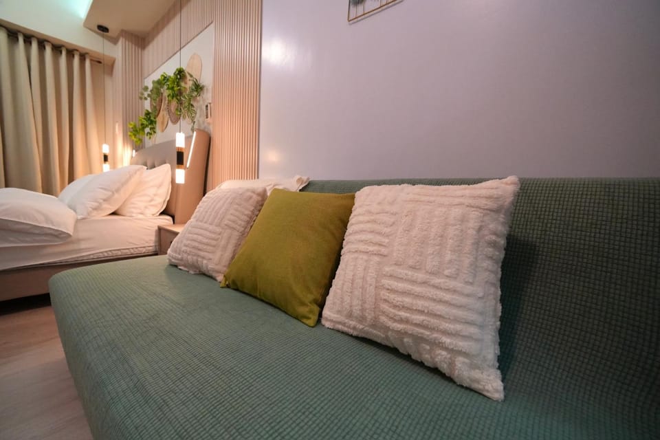 The Tropical Nook Hotel in Pasay