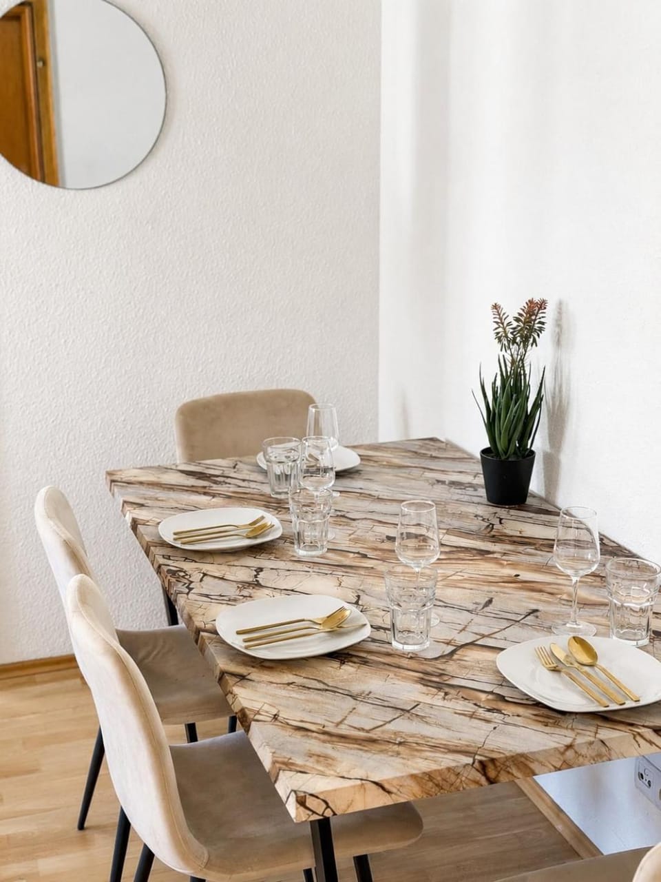Dining area, Food, Food