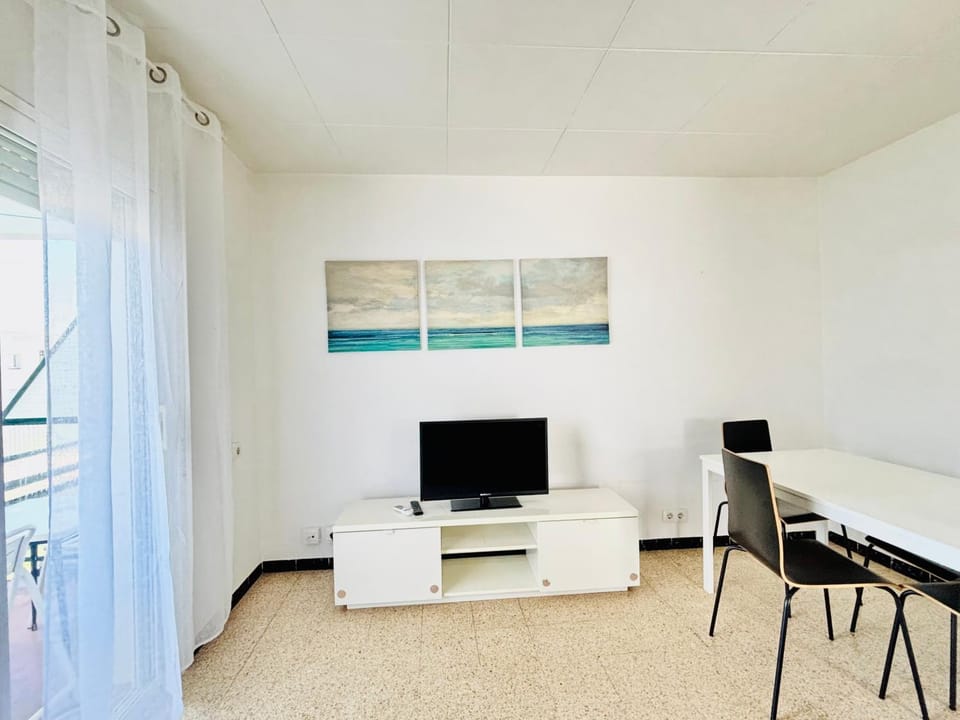 Global Immo 2221 Luxemburgo 19 Apartment in Roses