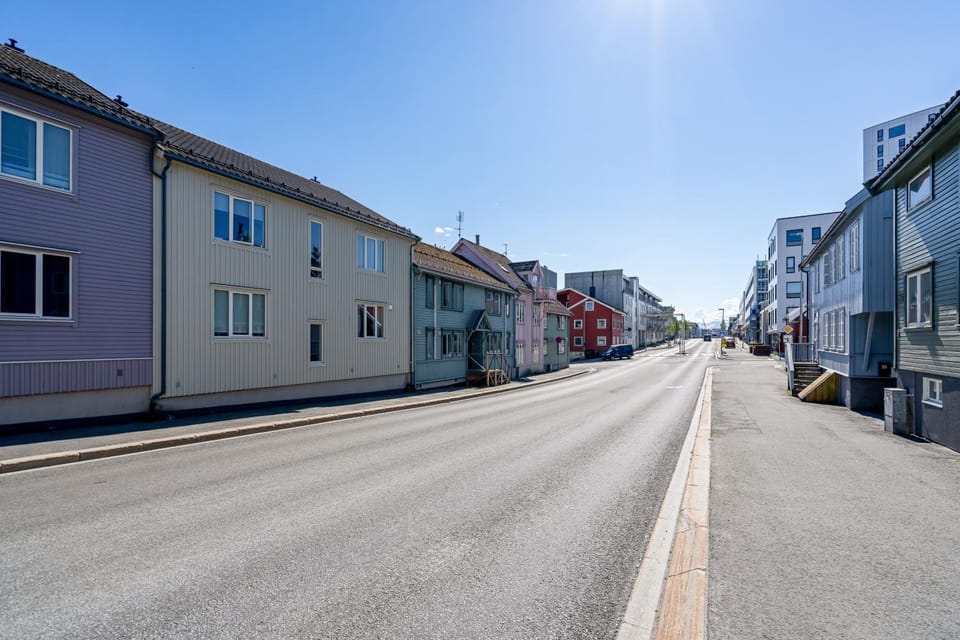 Amazing Arctic Stay l Downtown l Near Attractions Apartment in Tromso