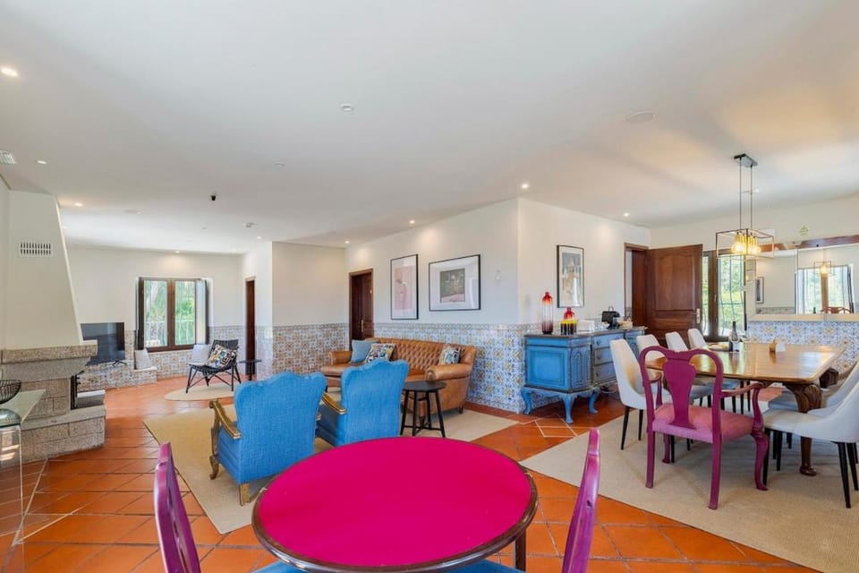 Villa Casal Assis - By Y Concept Villa in Setúbal Municipality