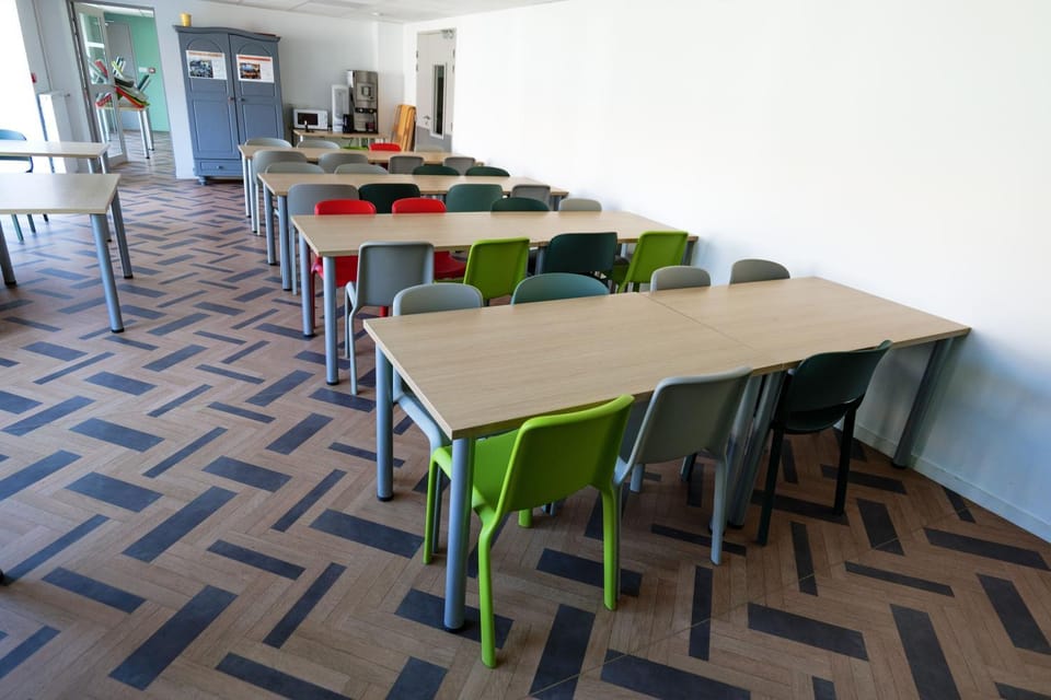 Restaurant/places to eat, Banquet/Function facilities