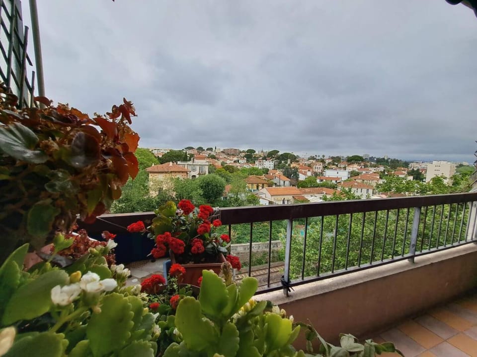 Blue Horizon Apartment in Antibes
