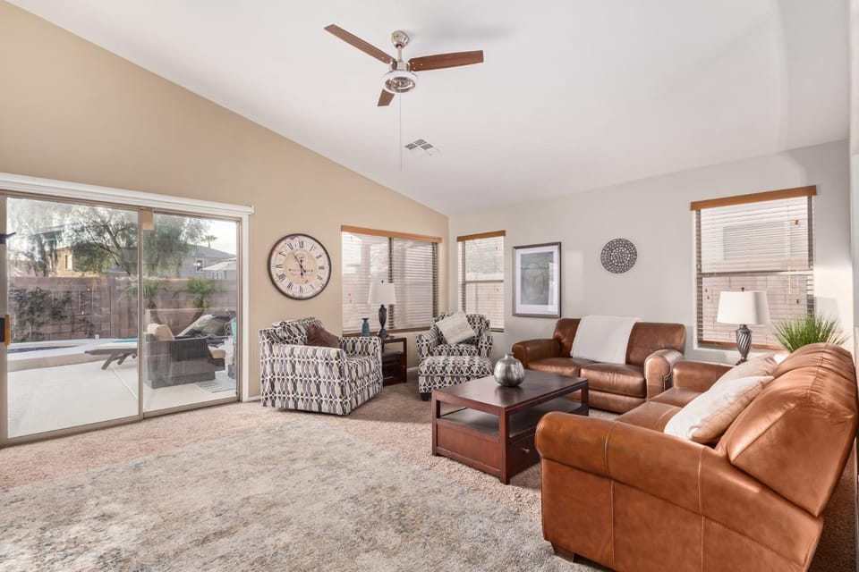 Ormondo Way House in Litchfield Park