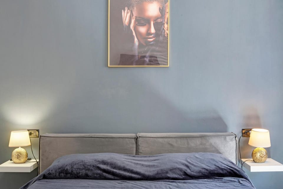 Living room, Bedroom