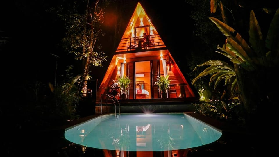 Night, Pool view