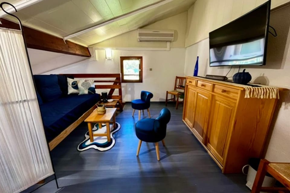 3-star cottage with terrace Apartment in Cavalaire-sur-Mer