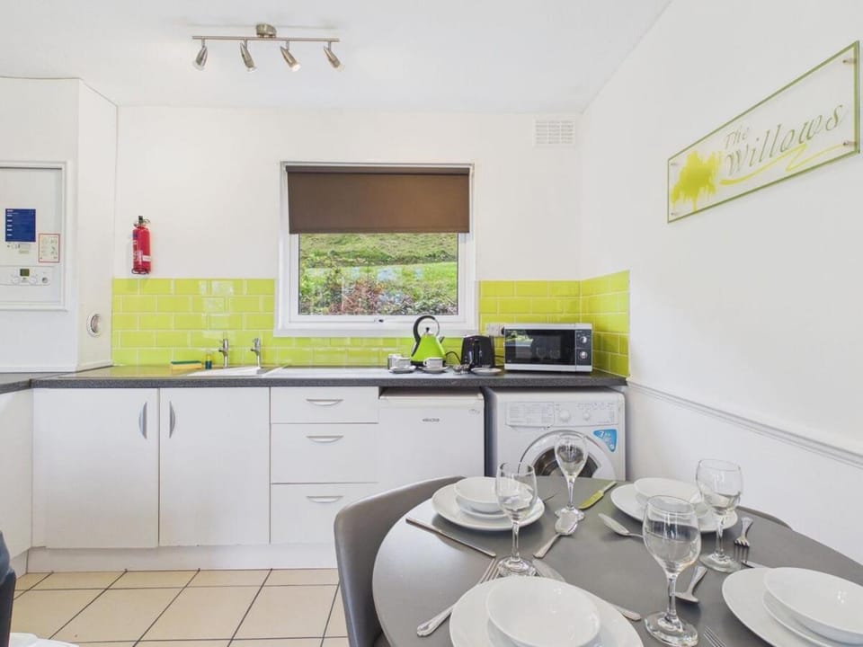 Lodge 10 - 2 Bed with parking Apartment in North Devon District