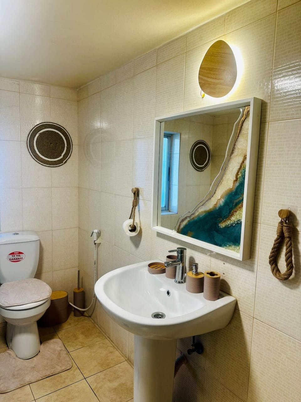 Authentic Boho House Historic Jabal Al Weibdeh Apartment in Africa